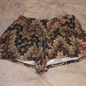 Patterned shorts